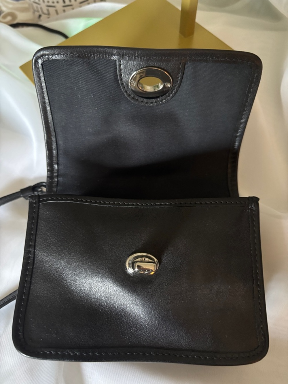 Vintage Coach Legacy Penny Crossbody with Turn-Lock Closure - Picture 15 of 17